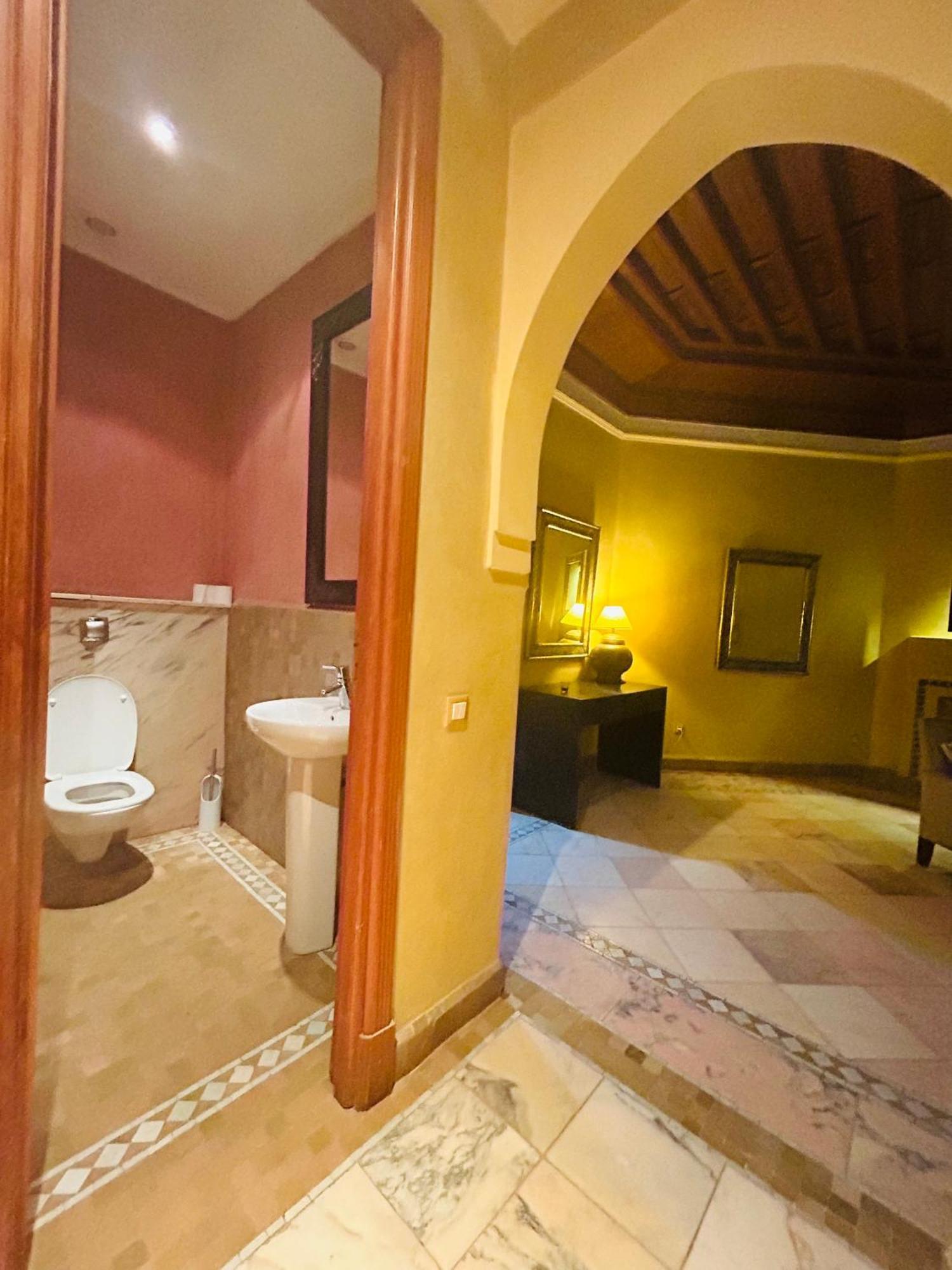 Appartement Spacieux Avec Piscine A La Palmeraie Marrakesh Buitenkant foto